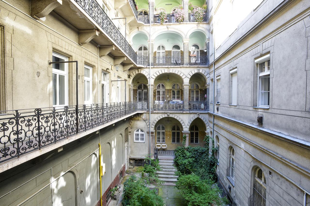 Five Seasons Apartments Budapest Exterior photo